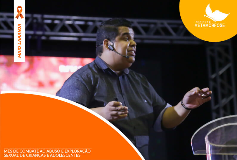 Live com Dr. Mizael Silva – Internet, Pornografia, pedofilia e suas consequências